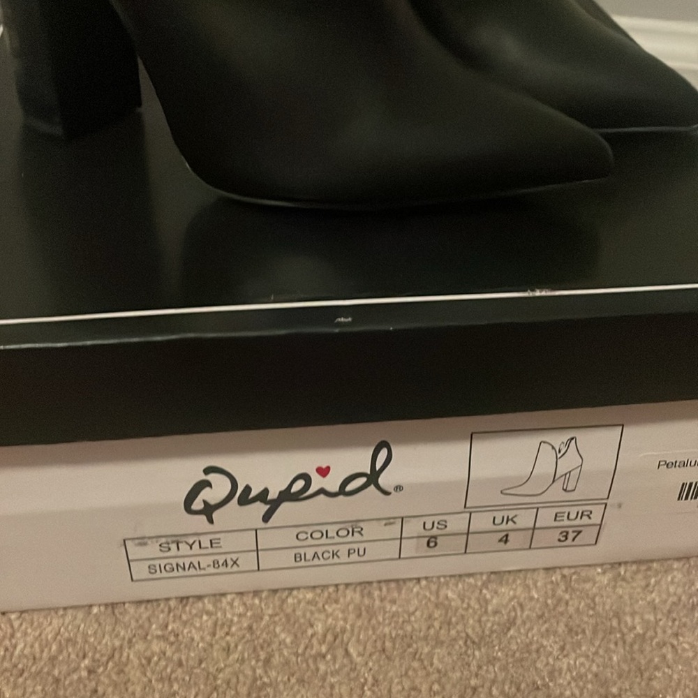 Booties - Picture 3 of 5